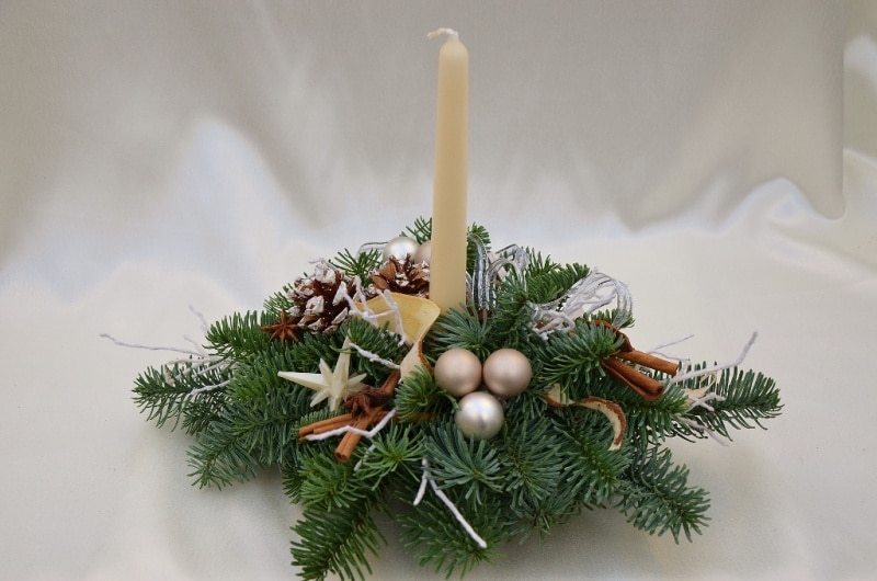 Finished Christmas candlestick for the table with one candle