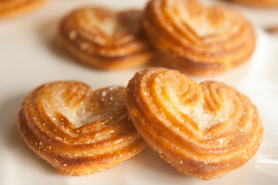 Christmas coconut hearts