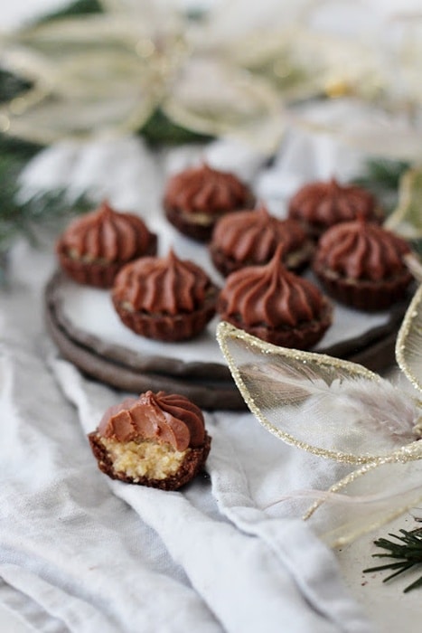 Izidor cupcakes with chocolate cream.