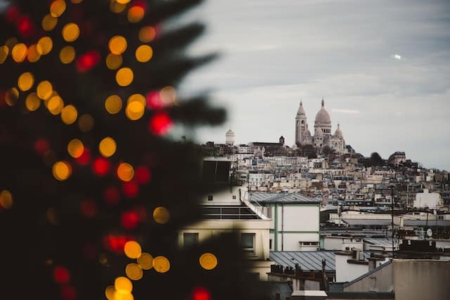 Christmas tree in Montmartre, Paris