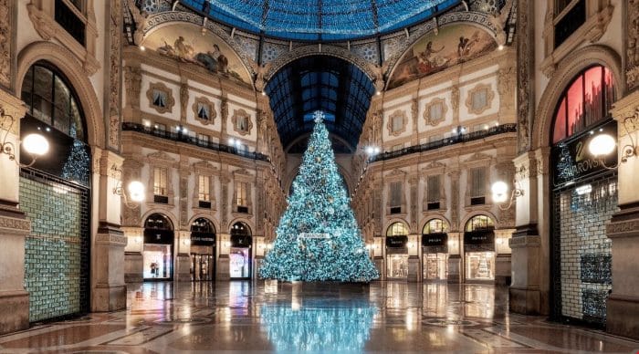 Christmas tree in the Viktor Emanuel II Gallery.