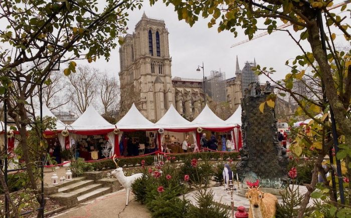 Christmas markets near Notre Damme.