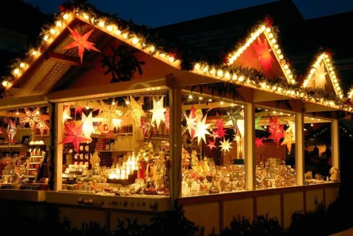 Advent markets in Piazza Castello.