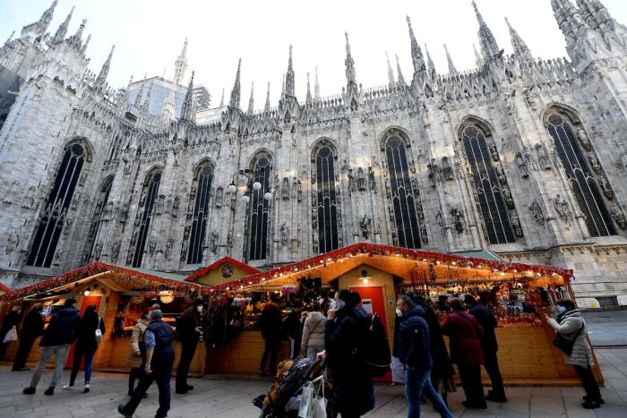 Christmas markets in Piazza Duomo.