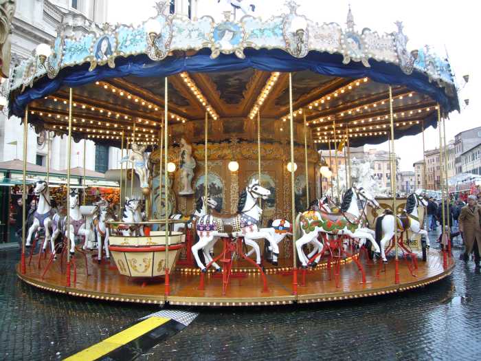 Children's carousel at the markets in Ø9m.