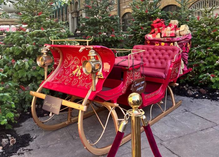 Christmas sleigh in Covent Garden.