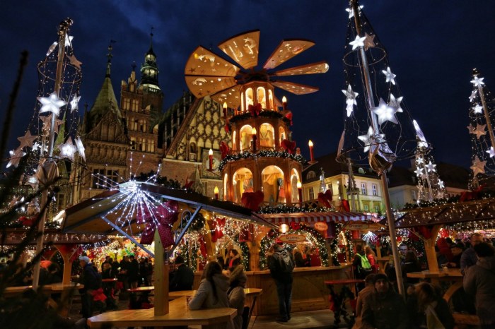 Advent fair in Wroclaw.